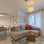 2br - Workspace With Elevator Lägenhet