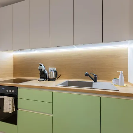 2br - Workspace With Elevator