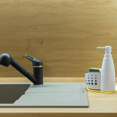 Appartamento 2br - Workspace With Elevator