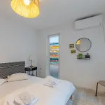 Apartment 2br - Workspace With Elevator