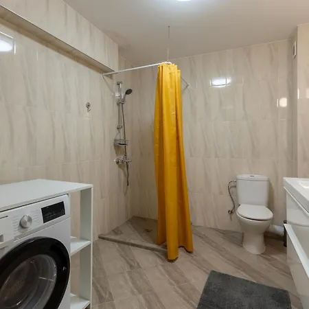 아파트 2br - Workspace With Elevator 바르나