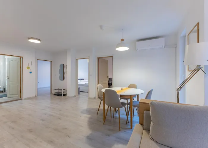 2br - Workspace With Elevator דירה *