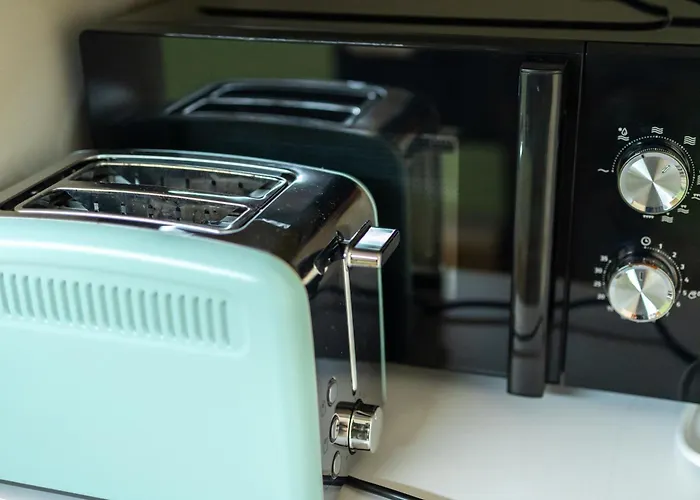 2br - Workspace With Elevator דירה