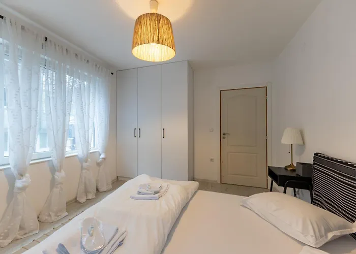 2br - Workspace With Elevator * וארנה