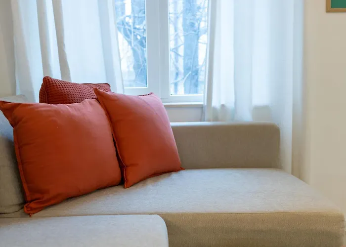 2br - Workspace With Elevator וארנה