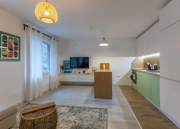 2br - Workspace With Elevator * וארנה