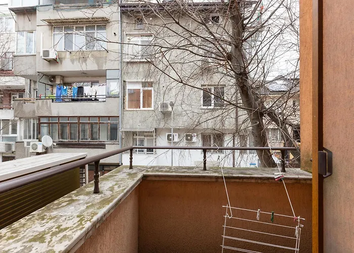 2br - Workspace With Elevator Apartment Varna